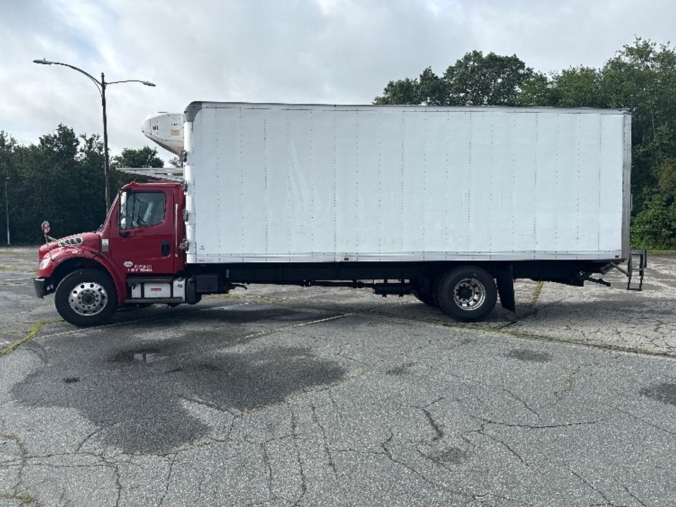 Refrigerated Truck-Light and Medium Duty Trucks-Freightliner-2021-M2-New Bedford-MA-254,603\n\t\tmiles-$ 52,250 - Image 4