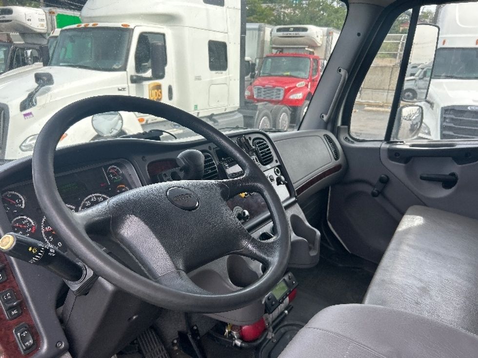 Refrigerated Truck-Light and Medium Duty Trucks-Freightliner-2021-M2-North Bergen-NJ-153,334\n\t\tmiles-$ 58,750 - Image 17