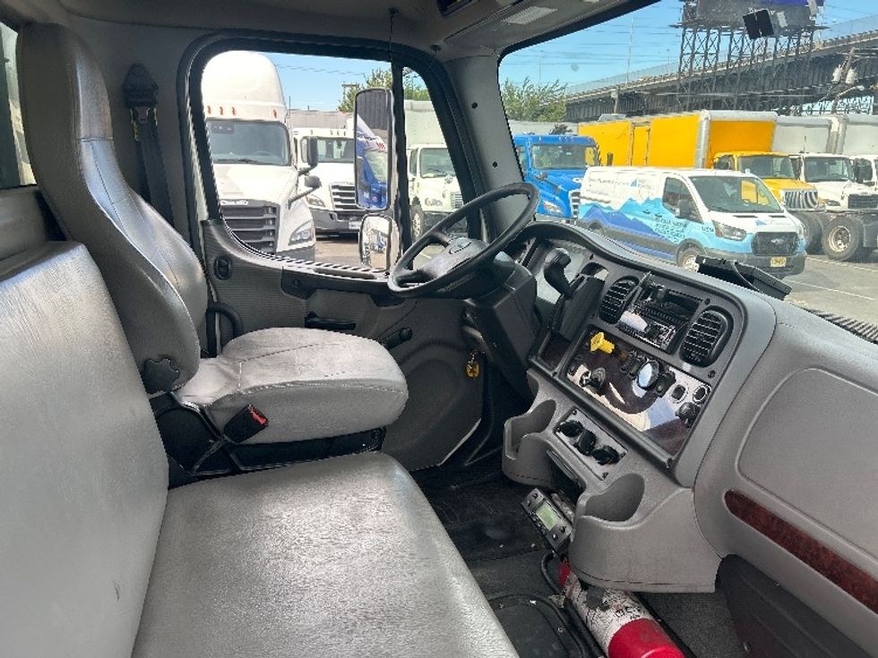 Refrigerated Truck-Light and Medium Duty Trucks-Freightliner-2021-M2-North Bergen-NJ-153,334\n\t\tmiles-$ 58,750 - Image 22