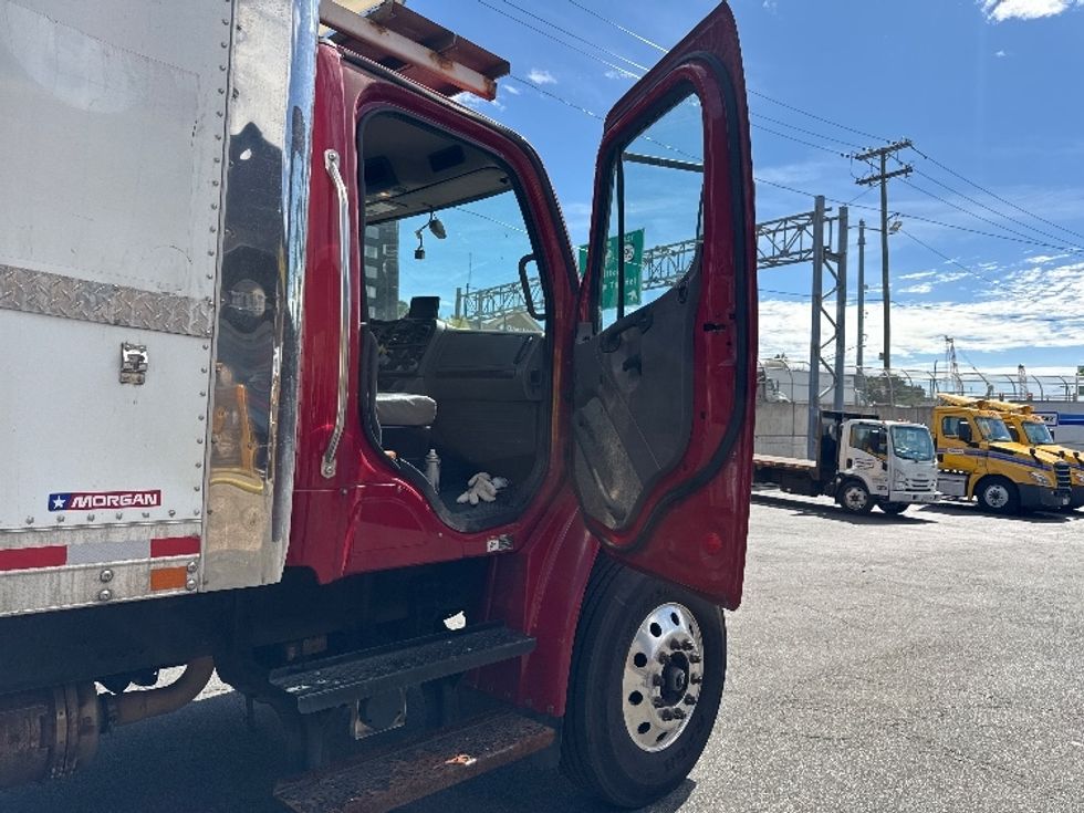 Refrigerated Truck-Light and Medium Duty Trucks-Freightliner-2021-M2-North Bergen-NJ-195,519\n\t\tmiles-$ 69,750 - Image 19