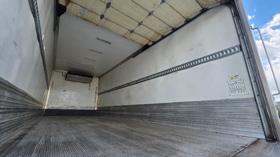 Refrigerated Truck-Light and Medium Duty Trucks-Freightliner-2021-M2-Ocala-FL-314,025\n\t\tmiles-$ 25,750 - Image 11