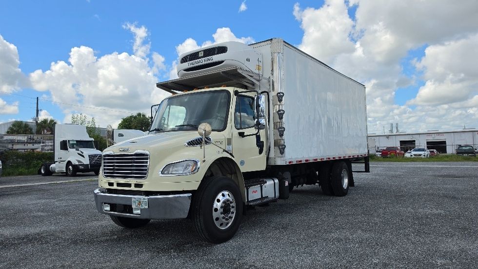 Refrigerated Truck-Light and Medium Duty Trucks-Freightliner-2021-M2-Ocala-FL-314,025\n\t\tmiles-$ 25,750 - Image 3