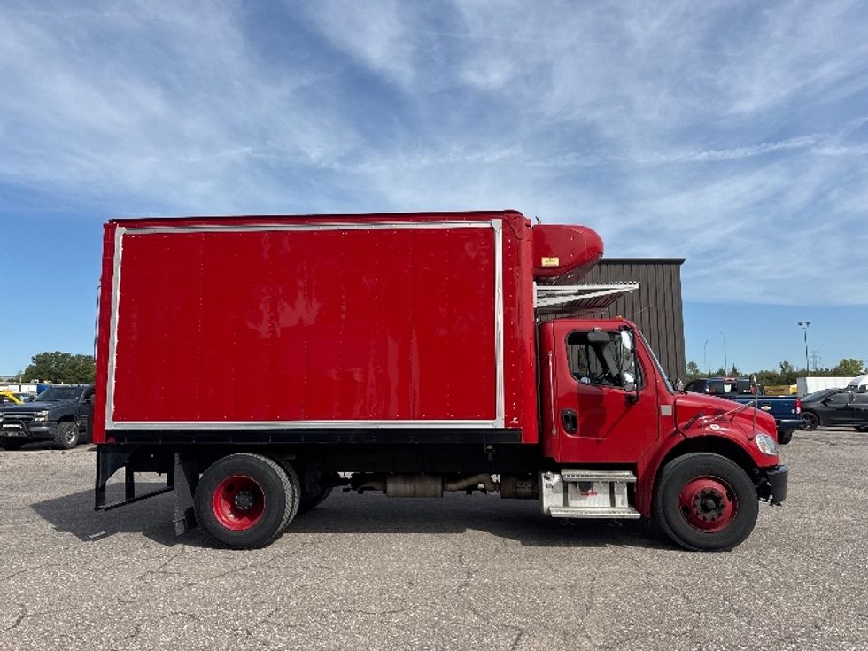Refrigerated Truck-Light and Medium Duty Trucks-Freightliner-2021-M2-Omaha-NE-65,198\n\t\tmiles-$ 59,000 - Image 15