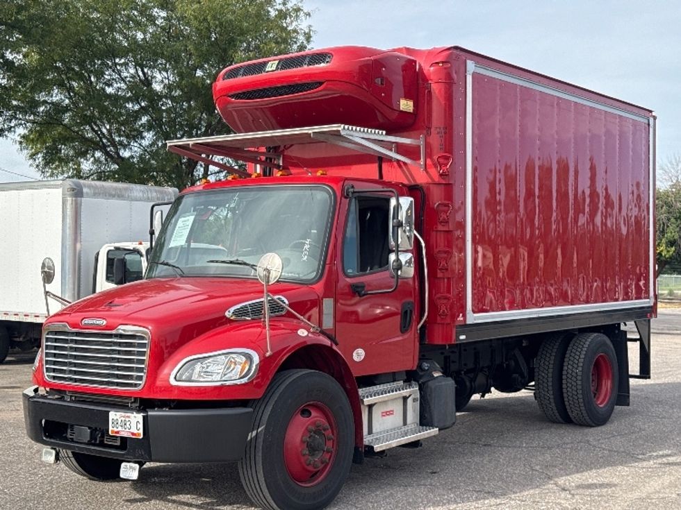 Refrigerated Truck-Light and Medium Duty Trucks-Freightliner-2021-M2-Omaha-NE-65,198\n\t\tmiles-$ 59,000 - Image 3