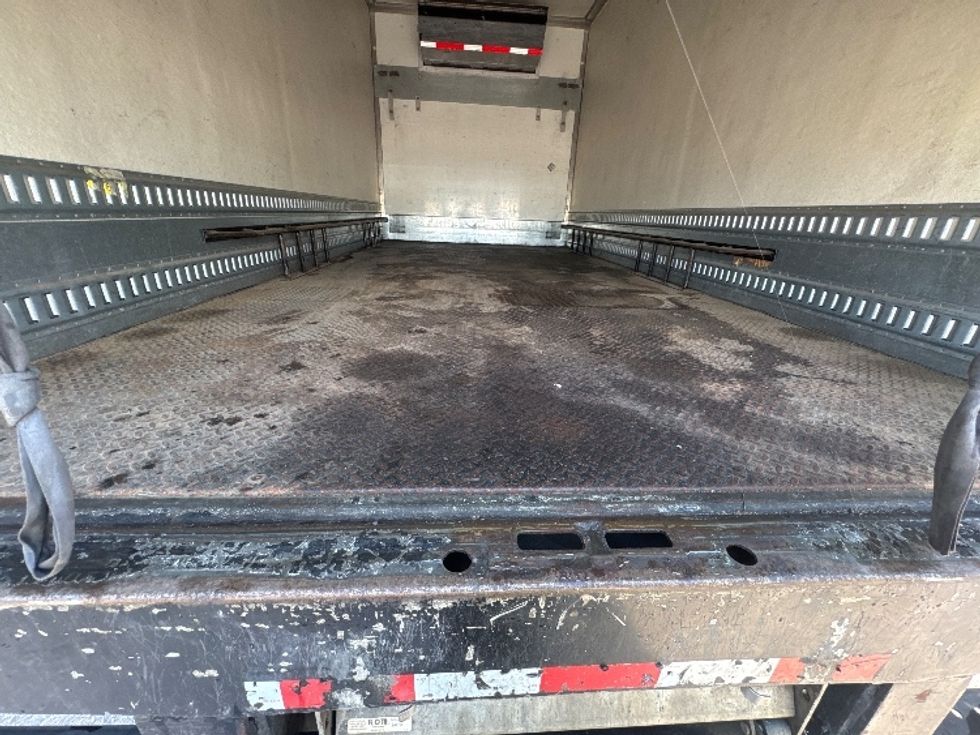 Refrigerated Truck-Light and Medium Duty Trucks-Freightliner-2021-M2-Omaha-NE-80,390\n\t\tmiles-$ 57,500 - Image 10