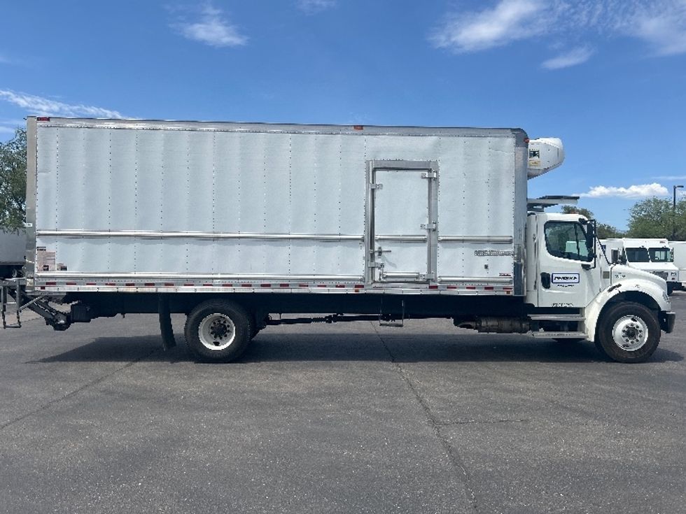 Refrigerated Truck-Light and Medium Duty Trucks-Freightliner-2021-M2-Phoenix-AZ-124,697\n\t\tmiles-$ 72,250 - Image 15