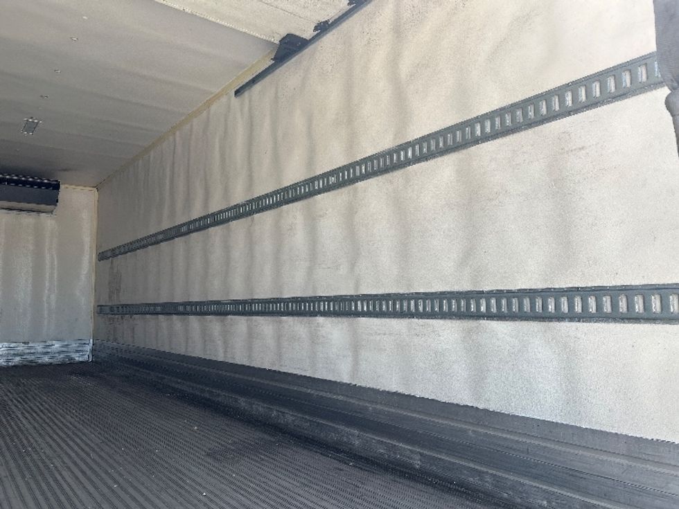 Refrigerated Truck-Light and Medium Duty Trucks-Freightliner-2021-M2-Pompano Beach-FL-129,221\n\t\tmiles-$ 68,000 - Image 12