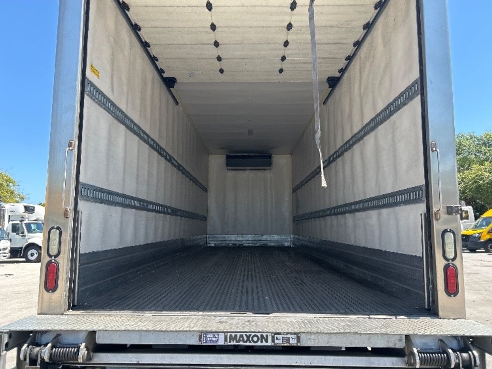 Refrigerated Truck-Light and Medium Duty Trucks-Freightliner-2021-M2-Pompano Beach-FL-129,221\n\t\tmiles-$ 68,000 - Image 8