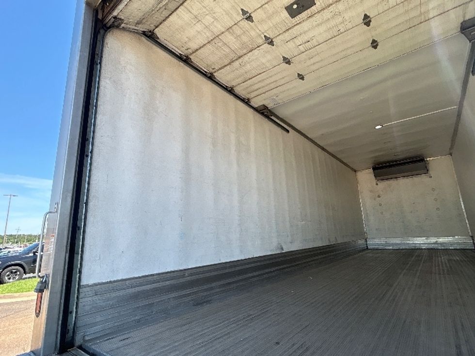 Refrigerated Truck-Light and Medium Duty Trucks-Freightliner-2021-M2-Richland-MS-325,814\n\t\tmiles-$ 42,750 - Image 11