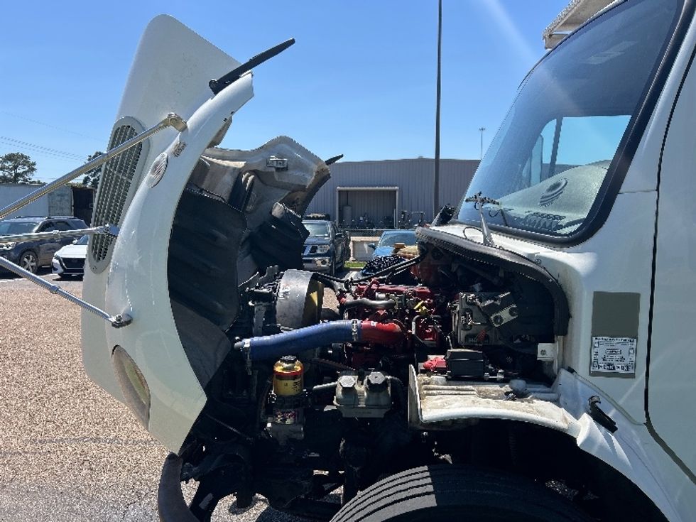 Refrigerated Truck-Light and Medium Duty Trucks-Freightliner-2021-M2-Richland-MS-325,814\n\t\tmiles-$ 42,750 - Image 24