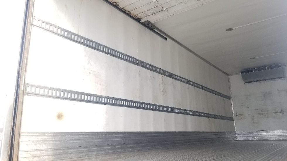 Refrigerated Truck-Light and Medium Duty Trucks-Freightliner-2021-M2-Scarborough-ON-210,677\n\t\tkm-$ 94,250 - Image 11