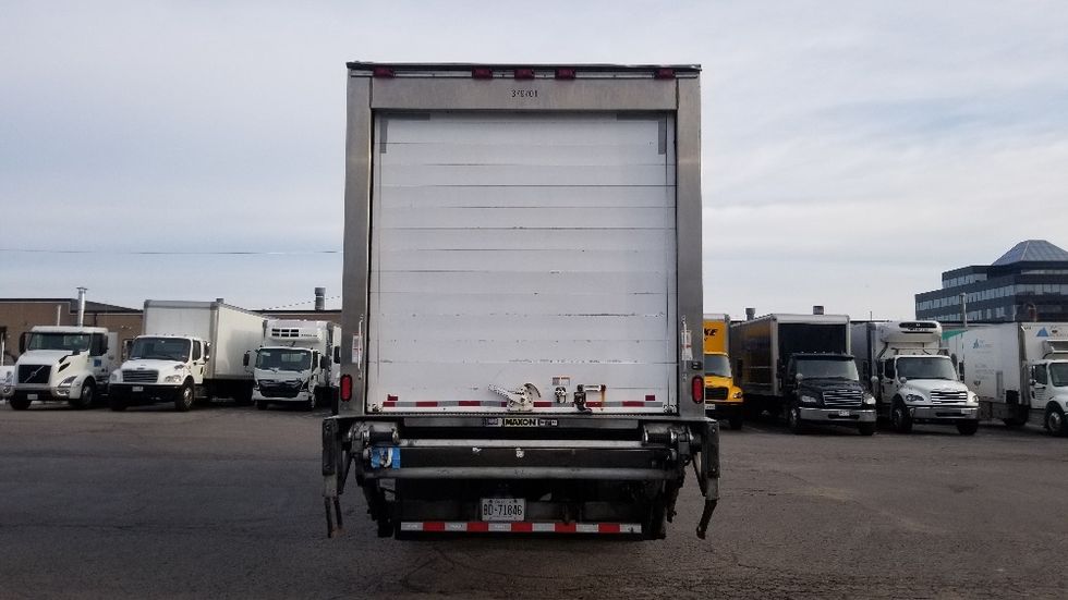 Refrigerated Truck-Light and Medium Duty Trucks-Freightliner-2021-M2-Scarborough-ON-210,677\n\t\tkm-$ 94,250 - Image 7