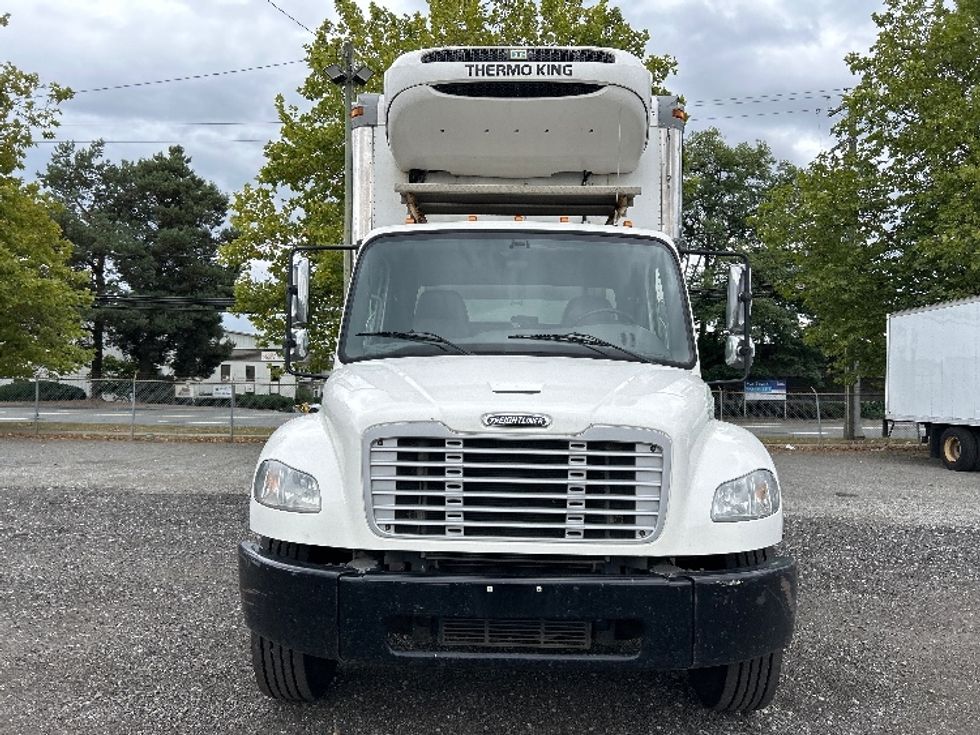 Refrigerated Truck-Light and Medium Duty Trucks-Freightliner-2021-M2-Surrey-BC-220,208\n\t\tkm-$ 93,000 - Image 2
