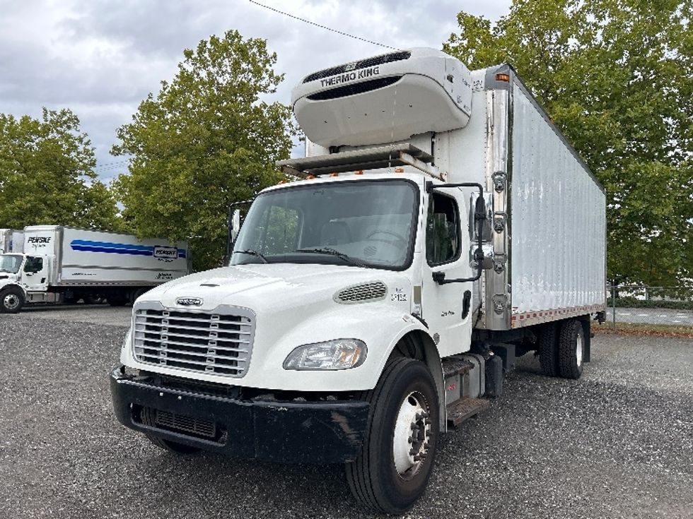 Refrigerated Truck-Light and Medium Duty Trucks-Freightliner-2021-M2-Surrey-BC-220,208\n\t\tkm-$ 93,000 - Image 3