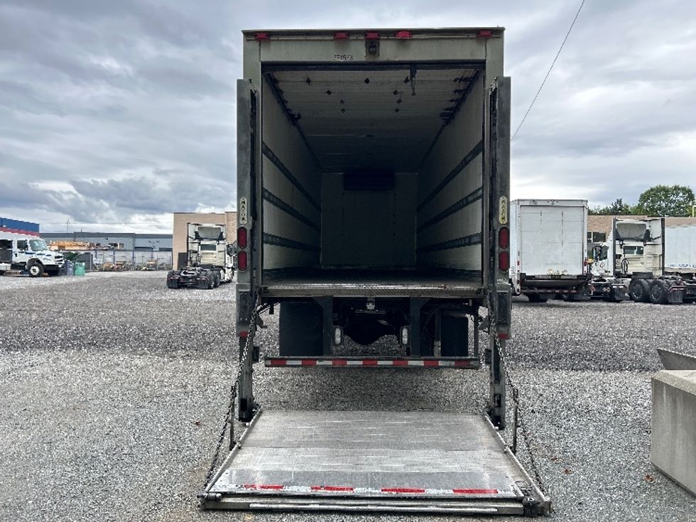 Refrigerated Truck-Light and Medium Duty Trucks-Freightliner-2021-M2-Surrey-BC-220,208\n\t\tkm-$ 93,000 - Image 9