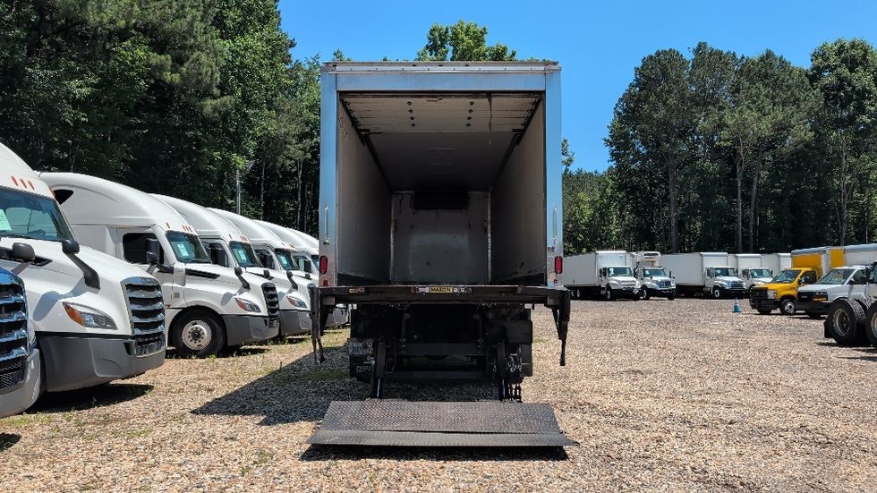 Refrigerated Truck-Light and Medium Duty Trucks-Freightliner-2021-M2-Suwanee-GA-306,739\n\t\tmiles-$ 52,500 - Image 9