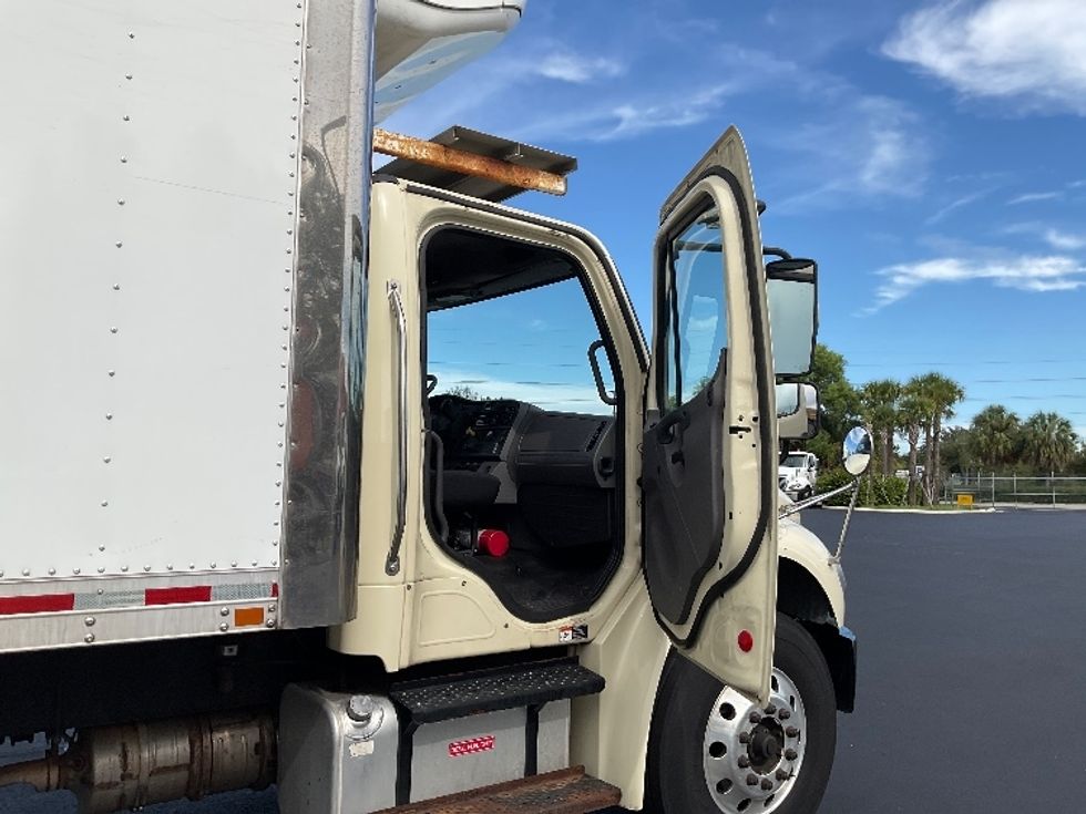 Refrigerated Truck-Light and Medium Duty Trucks-Freightliner-2021-M2-Tampa-FL-238,604\n\t\tmiles-$ 43,000 - Image 20