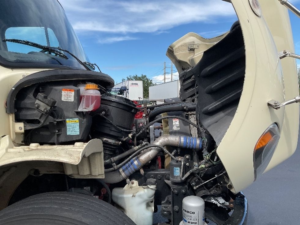 Refrigerated Truck-Light and Medium Duty Trucks-Freightliner-2021-M2-Tampa-FL-238,604\n\t\tmiles-$ 43,000 - Image 23