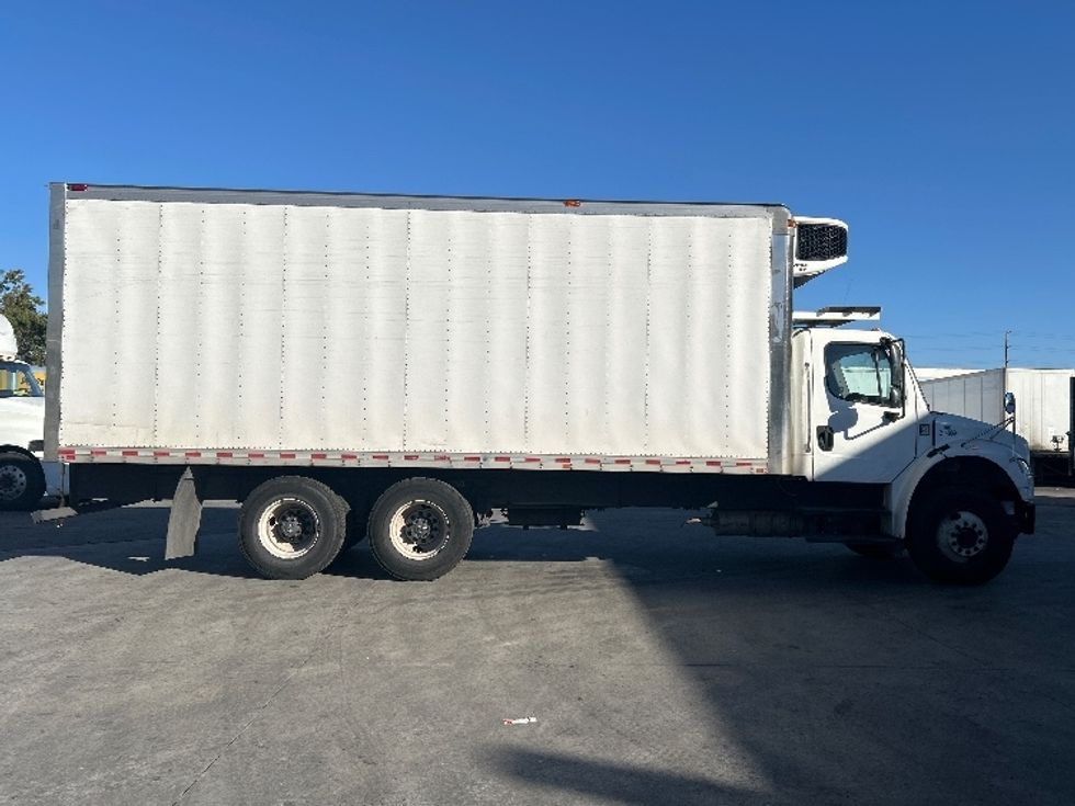 Refrigerated Truck-Light and Medium Duty Trucks-Freightliner-2021-M2-Torrance-CA-114,971\n\t\tmiles-$ 80,000 - Image 15