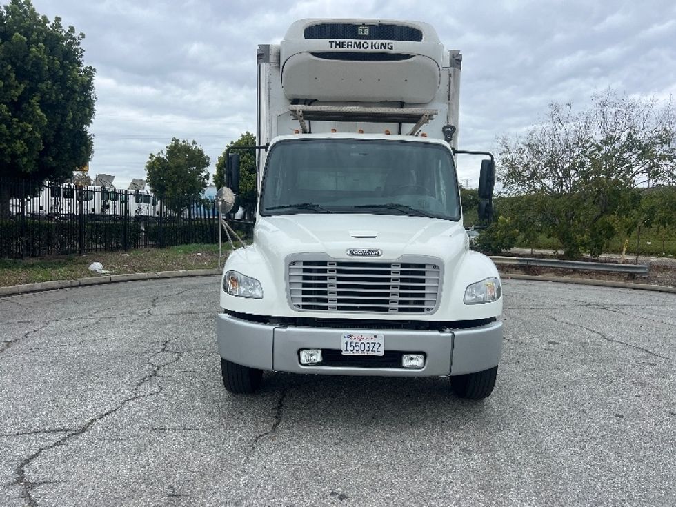 Refrigerated Truck-Light and Medium Duty Trucks-Freightliner-2021-M2-Torrance-CA-195,127\n\t\tmiles-$ 67,500 - Image 2