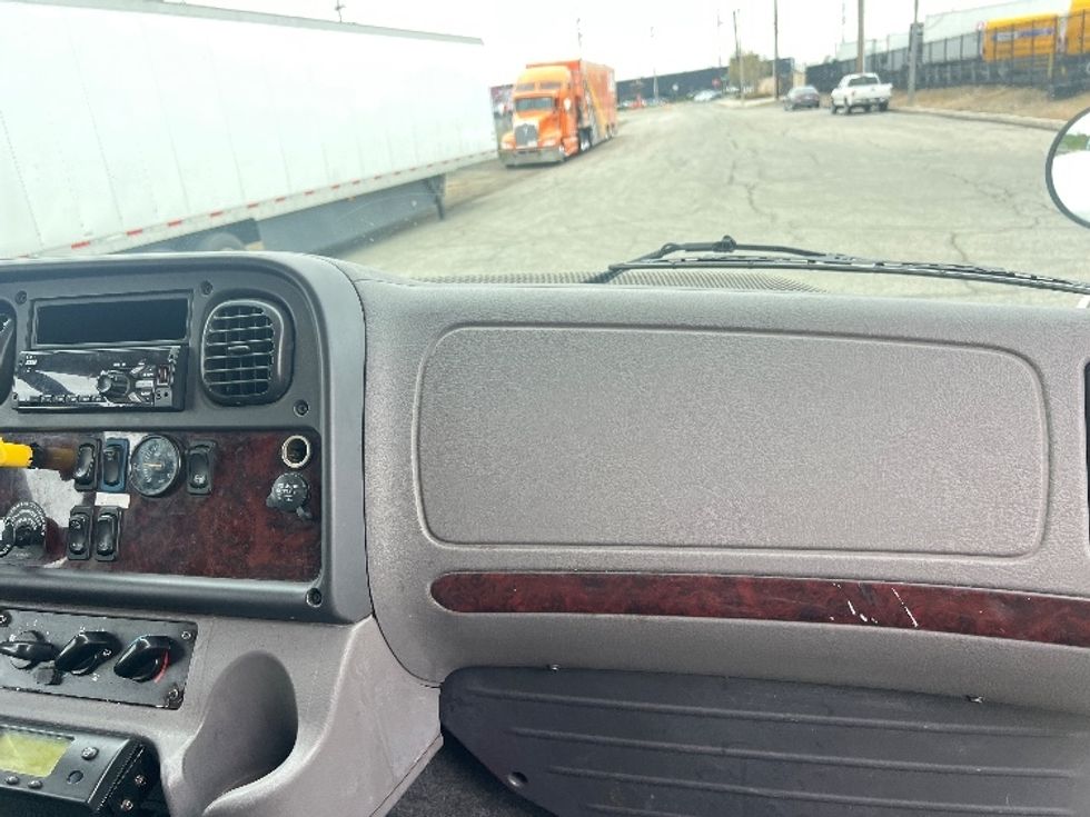 Refrigerated Truck-Light and Medium Duty Trucks-Freightliner-2021-M2-Torrance-CA-195,127\n\t\tmiles-$ 67,500 - Image 21