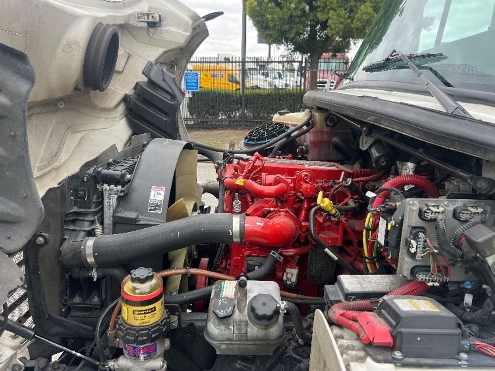 Refrigerated Truck-Light and Medium Duty Trucks-Freightliner-2021-M2-Torrance-CA-195,127\n\t\tmiles-$ 67,500 - Image 24