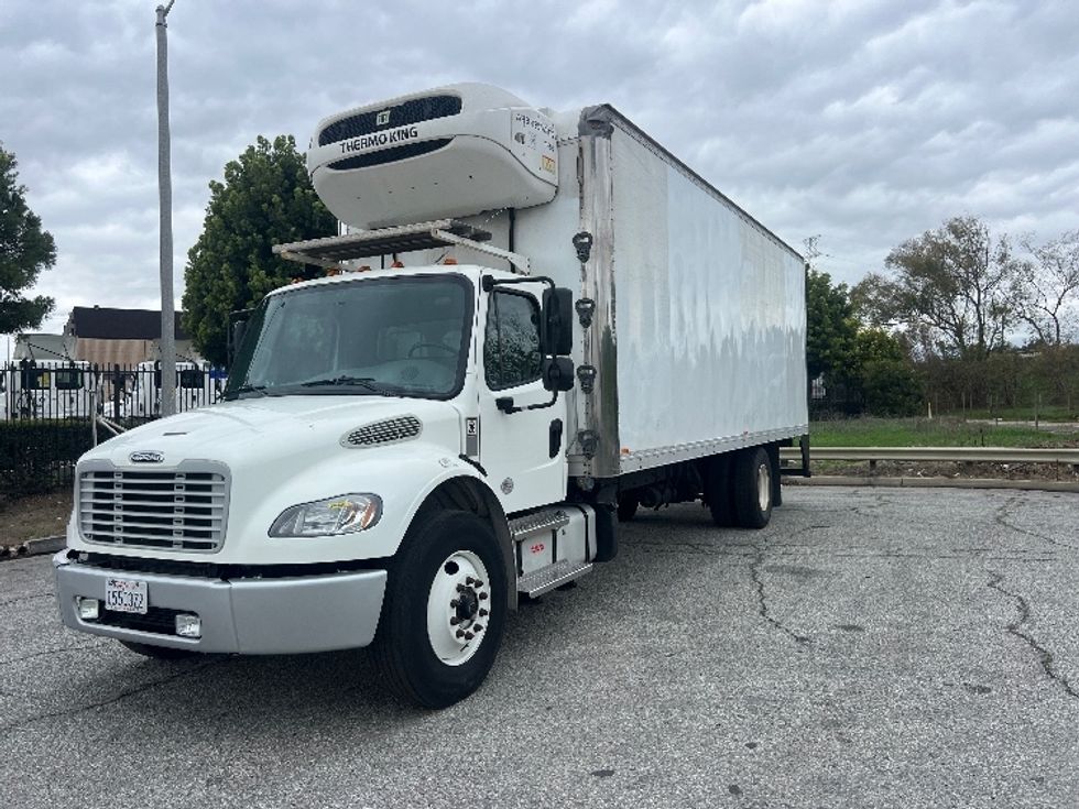 Refrigerated Truck-Light and Medium Duty Trucks-Freightliner-2021-M2-Torrance-CA-195,127\n\t\tmiles-$ 67,500 - Image 3