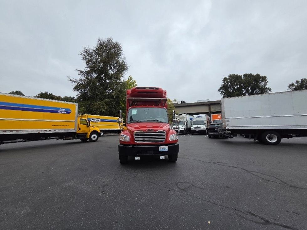 Refrigerated Truck-Light and Medium Duty Trucks-Freightliner-2021-M2-Tukwila-WA-38,815\n\t\tmiles-$ 61,250 - Image 2