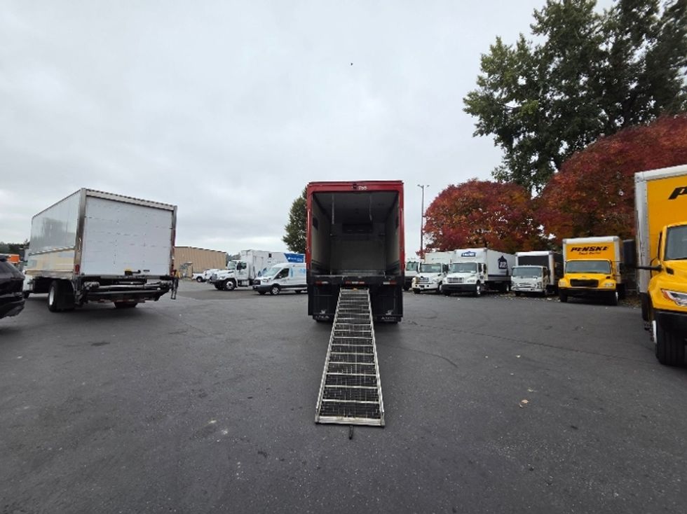 Refrigerated Truck-Light and Medium Duty Trucks-Freightliner-2021-M2-Tukwila-WA-38,815\n\t\tmiles-$ 61,250 - Image 9