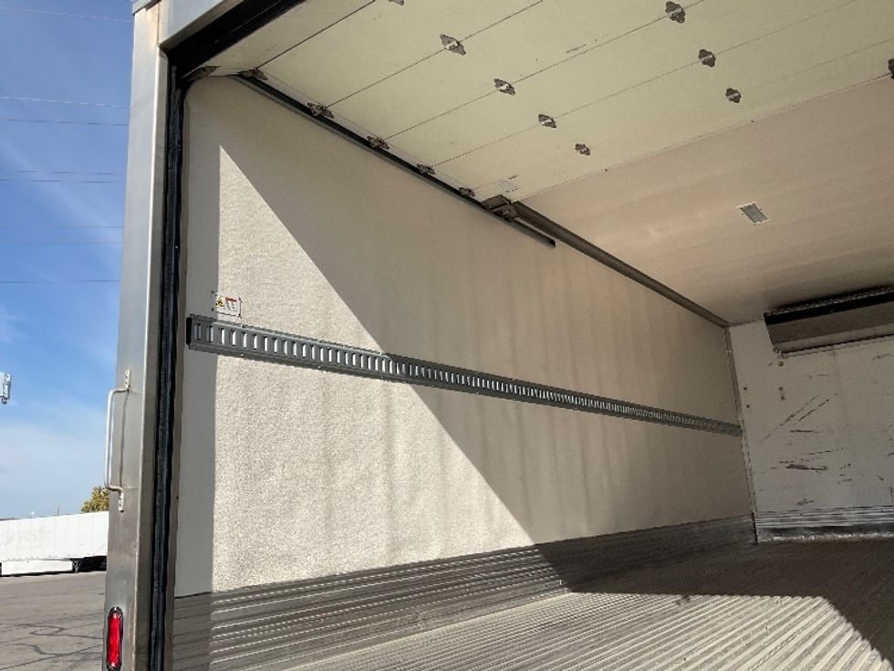 Refrigerated Truck-Light and Medium Duty Trucks-Freightliner-2021-M2-West Sacramento-CA-165,597\n\t\tmiles-$ 53,000 - Image 11