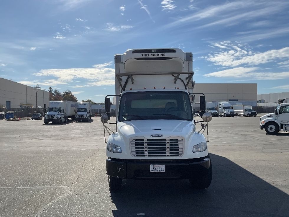 Refrigerated Truck-Light and Medium Duty Trucks-Freightliner-2021-M2-West Sacramento-CA-165,597\n\t\tmiles-$ 53,000 - Image 2
