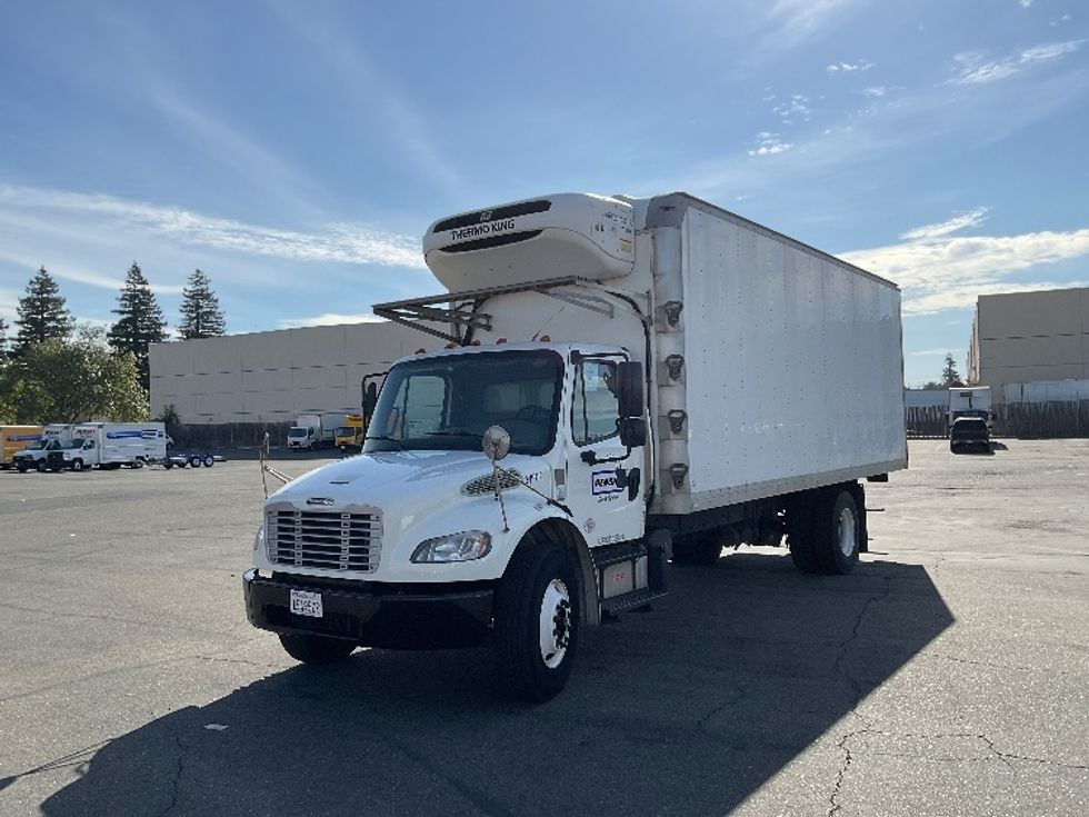 Refrigerated Truck-Light and Medium Duty Trucks-Freightliner-2021-M2-West Sacramento-CA-165,597\n\t\tmiles-$ 53,000 - Image 3