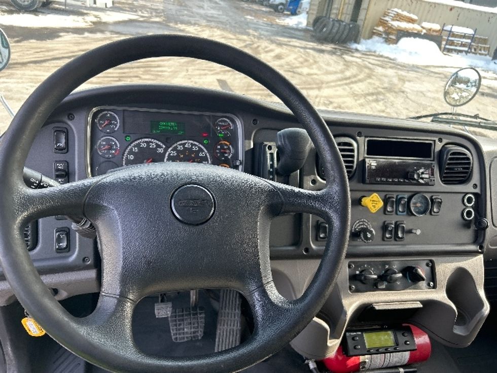 Refrigerated Truck-Light and Medium Duty Trucks-Freightliner-2021-M2-Wilkes Barre-PA-339,760\n\t\tmiles-$ 12,000 - Image 17