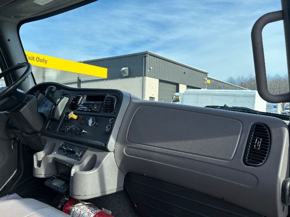 Refrigerated Truck-Light and Medium Duty Trucks-Freightliner-2021-M2-Wilkes Barre-PA-339,760\n\t\tmiles-$ 12,000 - Image 20