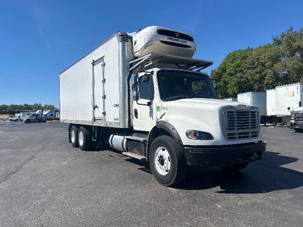 Refrigerated Truck-Light and Medium Duty Trucks-Freightliner-2021-M211264S-Indianapolis-IN-363,456\n\t\tmiles-$ 93,750 - Image 1