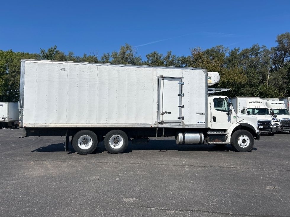 Refrigerated Truck-Light and Medium Duty Trucks-Freightliner-2021-M211264S-Indianapolis-IN-363,456\n\t\tmiles-$ 93,750 - Image 15