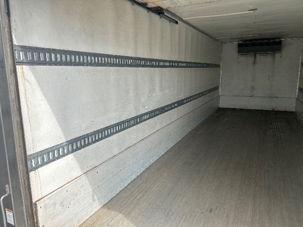 Refrigerated Truck-Light and Medium Duty Trucks-Freightliner-2021-M211264S-Indianapolis-IN-412,984\n\t\tmiles-$ 85,750 - Image 11