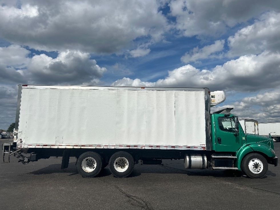 Refrigerated Truck-Light and Medium Duty Trucks-Freightliner-2021-M211264S-Indianapolis-IN-412,984\n\t\tmiles-$ 85,750 - Image 15