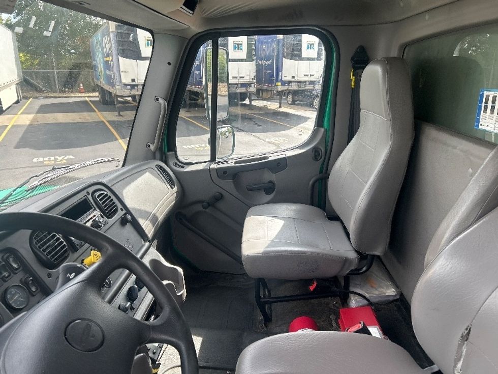 Refrigerated Truck-Light and Medium Duty Trucks-Freightliner-2021-M211264S-Indianapolis-IN-412,984\n\t\tmiles-$ 85,750 - Image 19