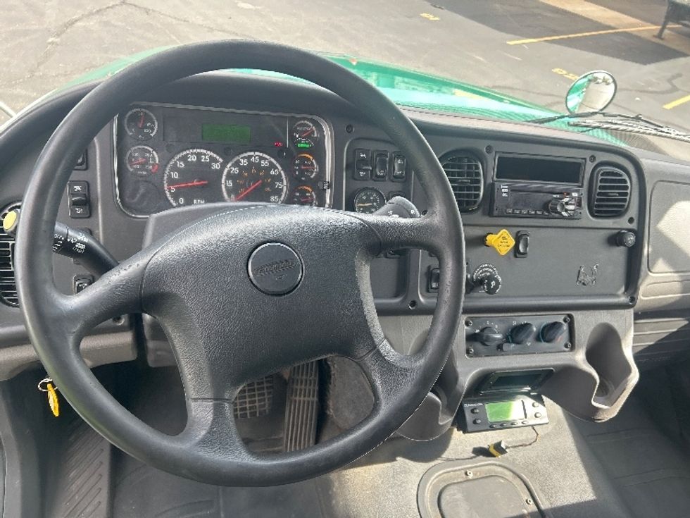 Refrigerated Truck-Light and Medium Duty Trucks-Freightliner-2021-M211264S-Indianapolis-IN-412,984\n\t\tmiles-$ 85,750 - Image 18