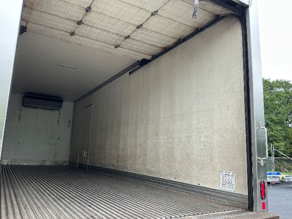 Refrigerated Truck-Light and Medium Duty Trucks-Freightliner-2021-M211264S-Indianapolis-IN-430,562\n\t\tmiles-$ 88,500 - Image 12