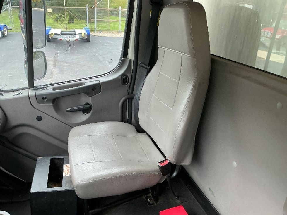 Refrigerated Truck-Light and Medium Duty Trucks-Freightliner-2021-M211264S-Indianapolis-IN-430,562\n\t\tmiles-$ 88,500 - Image 19