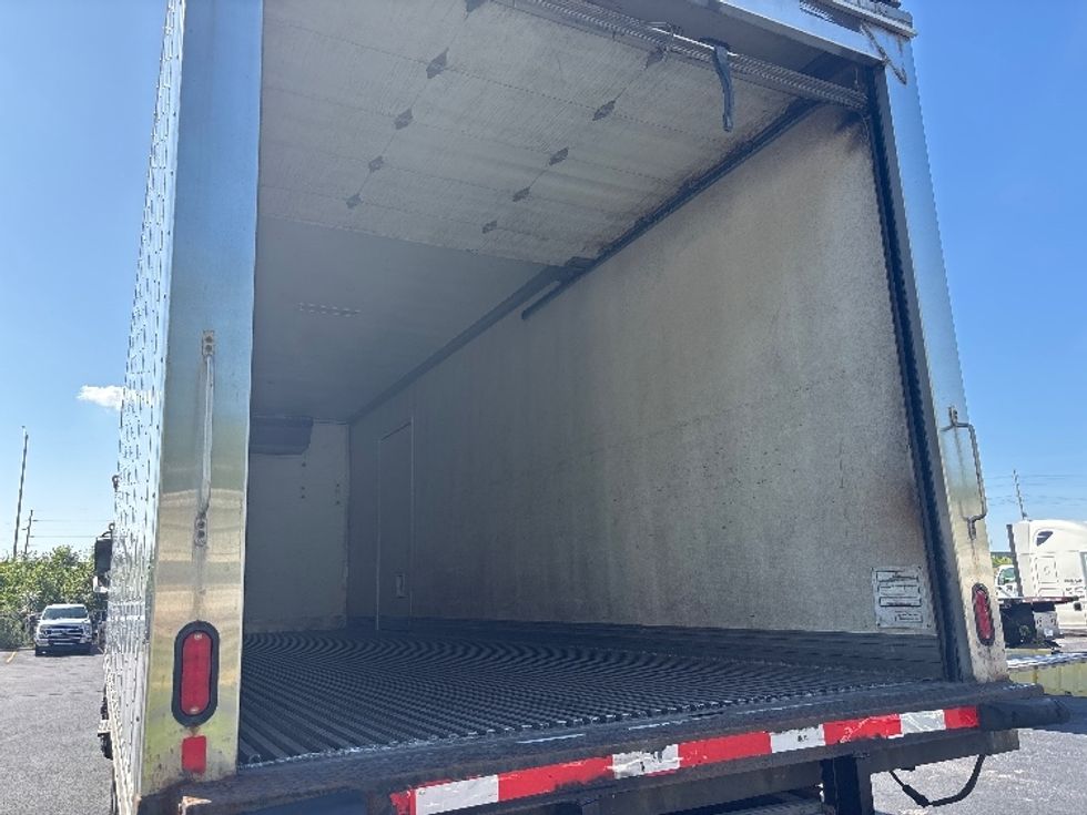 Refrigerated Truck-Light and Medium Duty Trucks-Freightliner-2021-M211264S-Indianapolis-IN-447,151\n\t\tmiles-$ 92,750 - Image 11