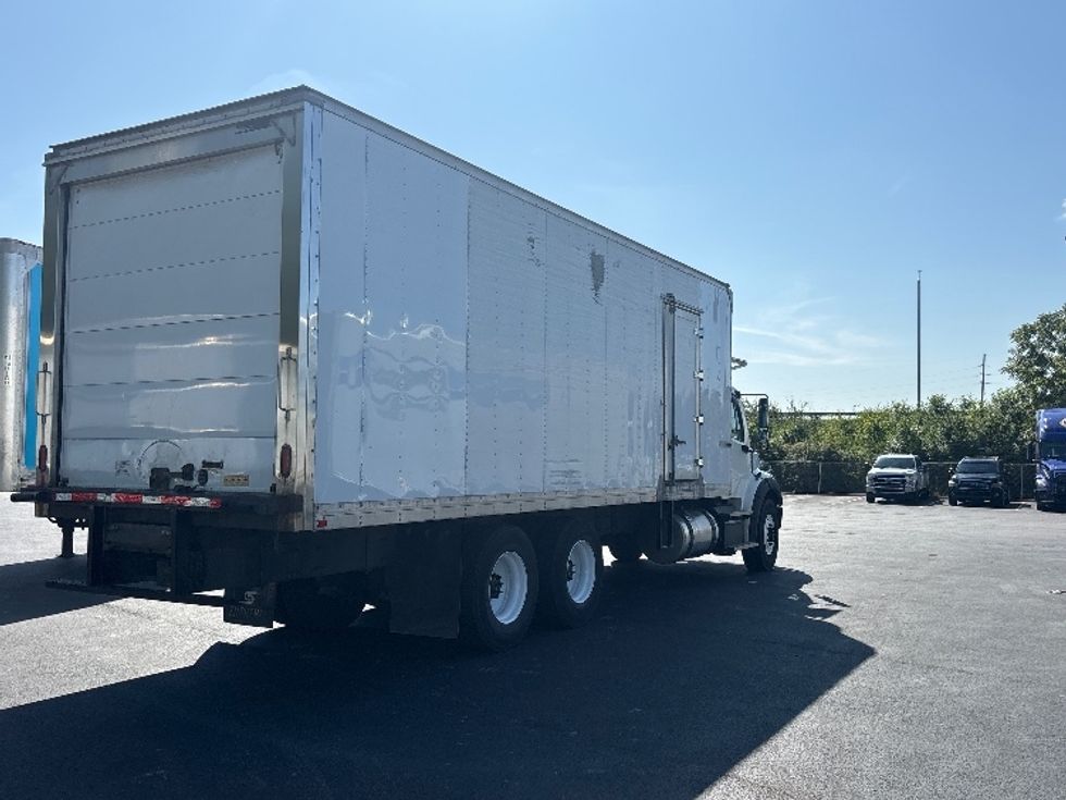Refrigerated Truck-Light and Medium Duty Trucks-Freightliner-2021-M211264S-Indianapolis-IN-447,151\n\t\tmiles-$ 92,750 - Image 12