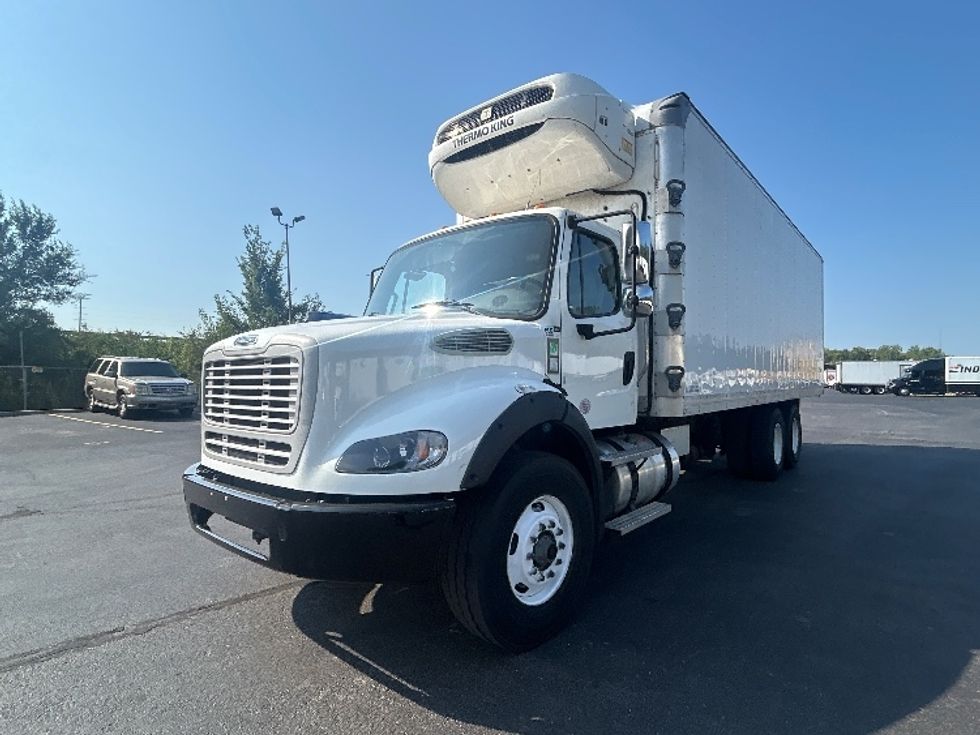 Refrigerated Truck-Light and Medium Duty Trucks-Freightliner-2021-M211264S-Indianapolis-IN-450,823\n\t\tmiles-$ 85,500 - Image 3
