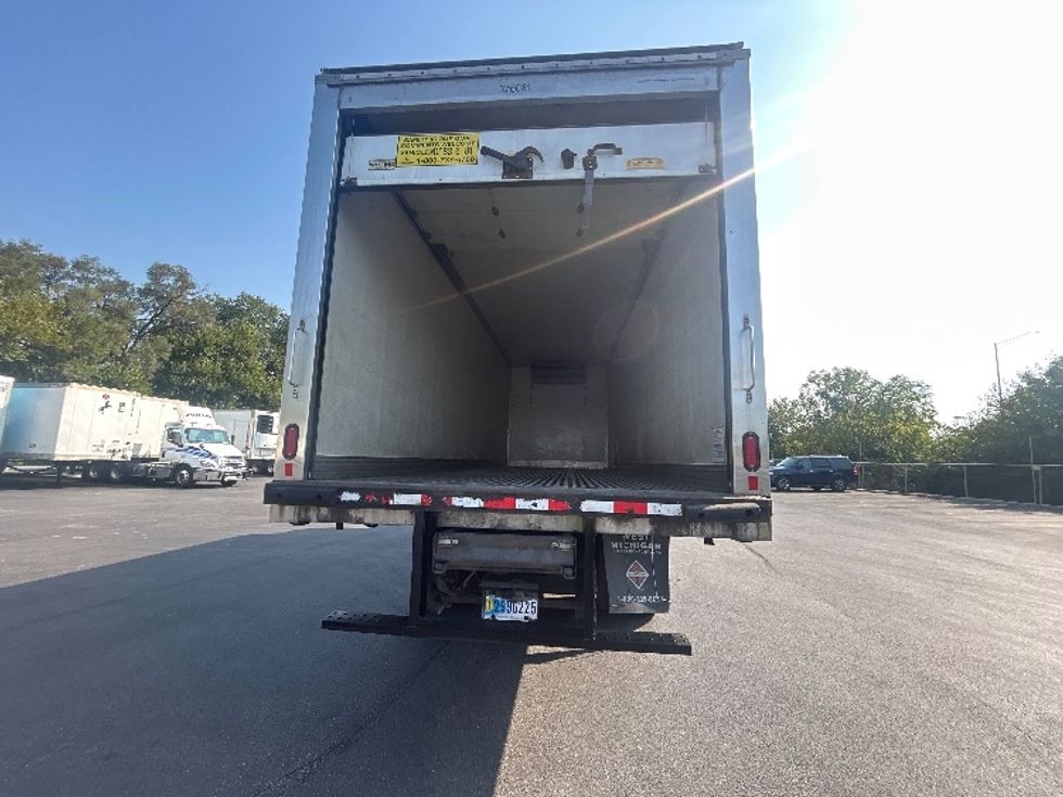 Refrigerated Truck-Light and Medium Duty Trucks-Freightliner-2021-M211264S-Indianapolis-IN-450,823\n\t\tmiles-$ 85,500 - Image 8