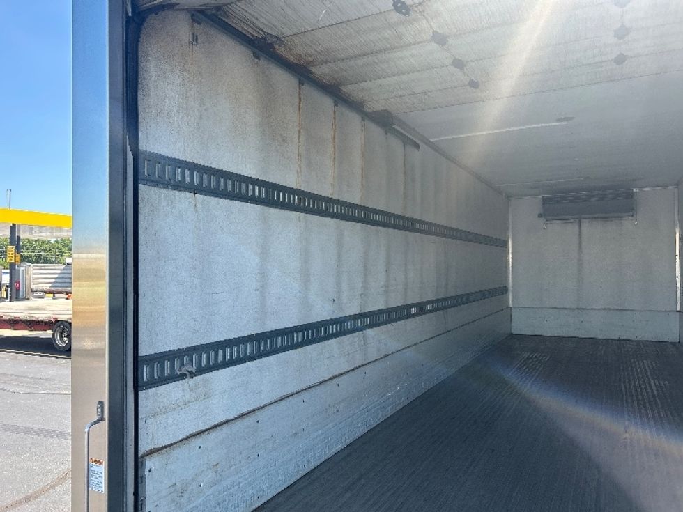 Refrigerated Truck-Light and Medium Duty Trucks-Freightliner-2021-M211264S-Indianapolis-IN-469,863\n\t\tmiles-$ 87,750 - Image 11
