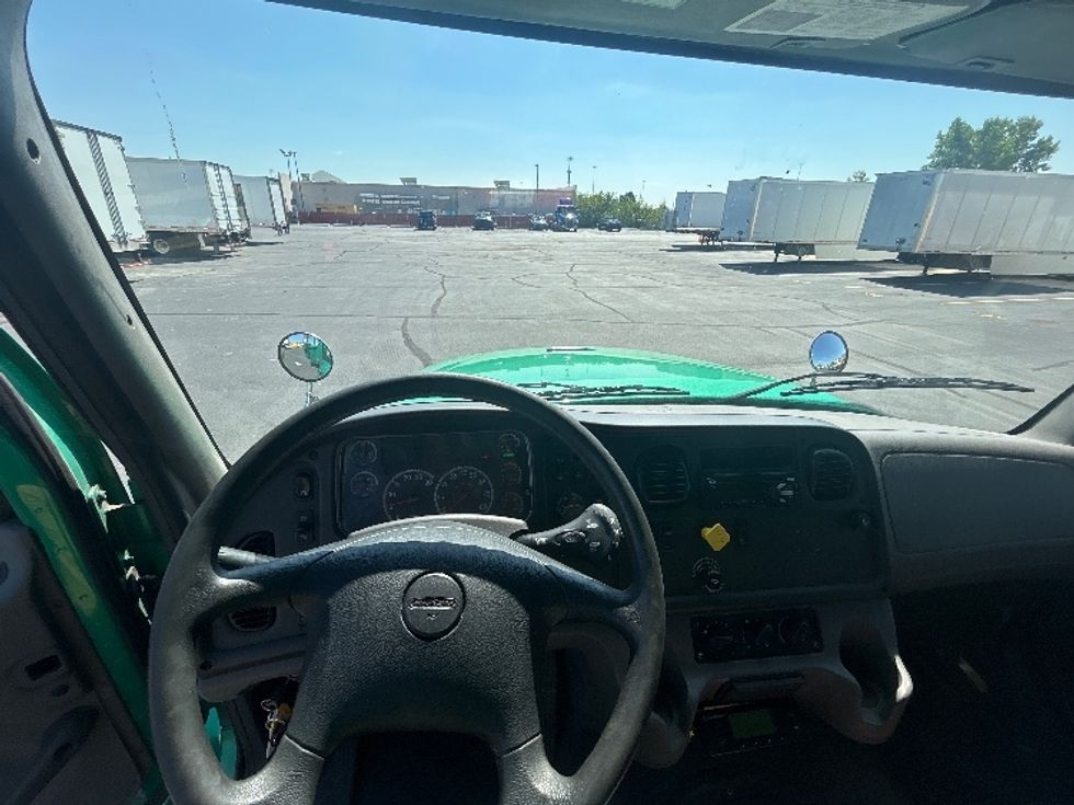 Refrigerated Truck-Light and Medium Duty Trucks-Freightliner-2021-M211264S-Indianapolis-IN-469,863\n\t\tmiles-$ 87,750 - Image 18