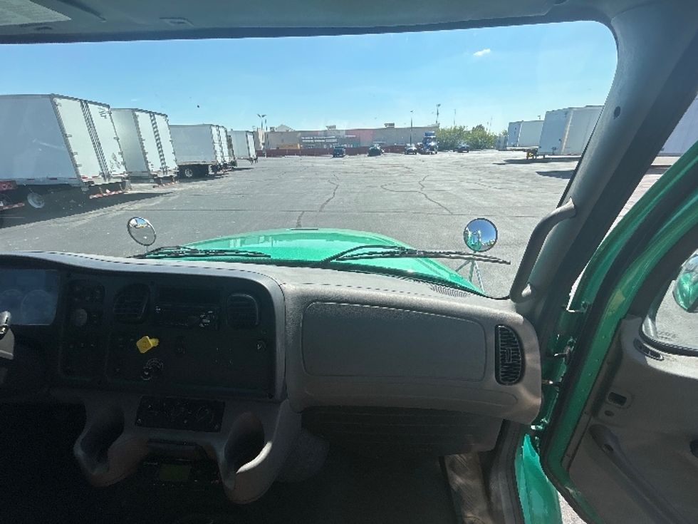 Refrigerated Truck-Light and Medium Duty Trucks-Freightliner-2021-M211264S-Indianapolis-IN-469,863\n\t\tmiles-$ 87,750 - Image 21