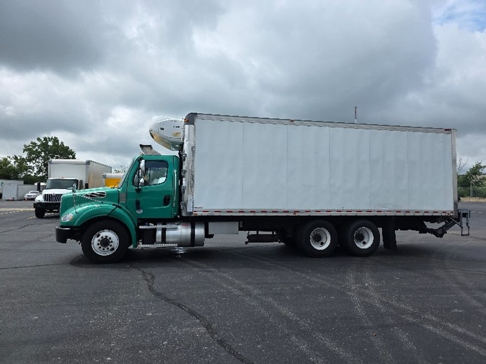 Refrigerated Truck-Light and Medium Duty Trucks-Freightliner-2021-M211264S-Indianapolis-IN-550,876\n\t\tmiles-$ 84,500 - Image 4